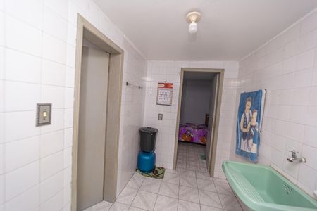 Casa à venda com 167m², 3 quartos e 1 vagaÁrea de Serviço