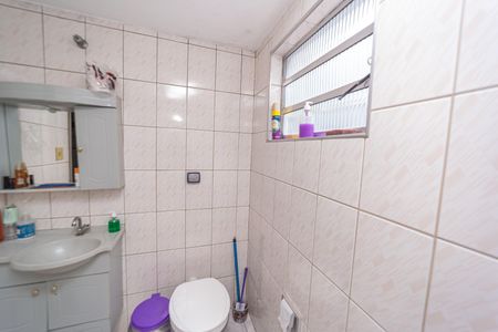 Casa à venda com 167m², 3 quartos e 1 vagaBanheiro