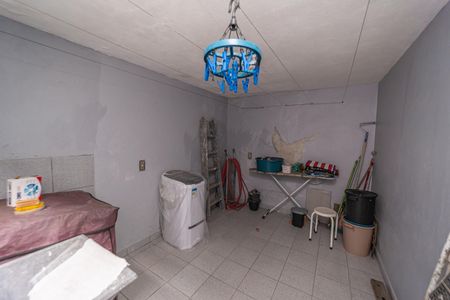 Casa à venda com 167m², 3 quartos e 1 vagaÁrea de Serviço 2