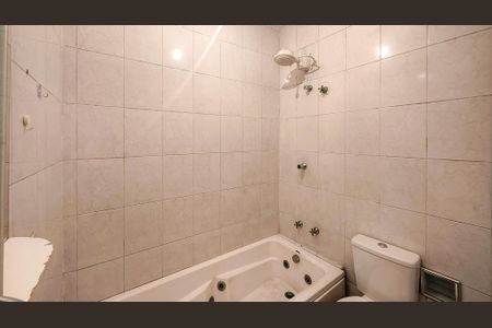 Casa para alugar com 103m², 3 quartos e sem vagaBanheiro da Suíte