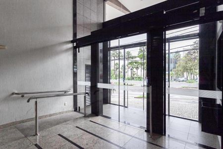 Apartamento à venda com 101m², 3 quartos e 2 vagas Apartamento à venda com 101m², 3 quartos e 2 vagasHall social