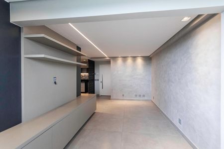 Sala de apartamento à venda com 3 quartos, 101m² em Belvedere, Belo Horizonte