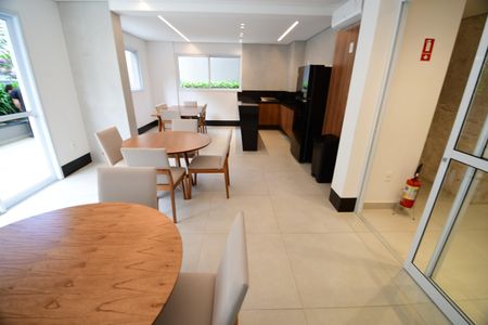 Apartamento à venda com 46m², 2 quartos e 2 vagasÁrea comum - Salão de festas