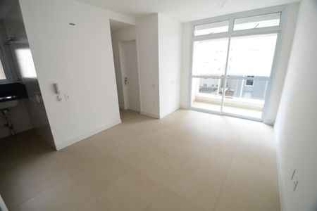 Apartamento à venda com 46m², 2 quartos e 2 vagasSala