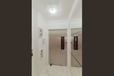 Apartamento à venda com 125m², 3 quartos e 2 vagasSala - Hall