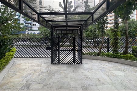 Apartamento à venda com 125m², 3 quartos e 2 vagasEntrada