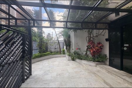 Apartamento à venda com 125m², 3 quartos e 2 vagasEntrada