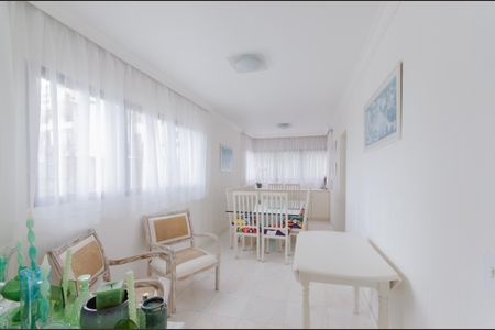Apartamento à venda com 125m², 3 quartos e 2 vagasSala