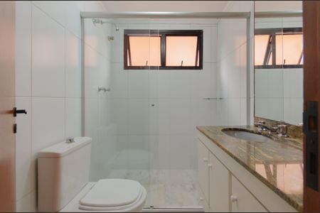 Apartamento à venda com 125m², 3 quartos e 2 vagasBanheiro Social