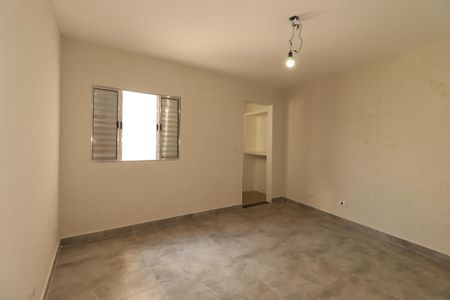 Casa à venda com 100m², 2 quartos e 2 vagasSuíte 2