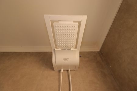 Casa à venda com 100m², 2 quartos e 2 vagasBanheiro da Suíte 2 - Chuveiro