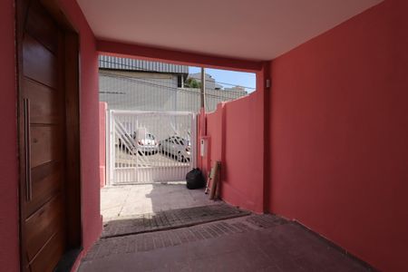 Casa à venda com 100m², 2 quartos e 2 vagasGaragem