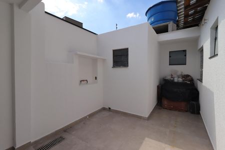 Casa à venda com 100m², 2 quartos e 2 vagasÁrea de Serviço