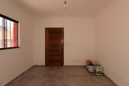 Casa à venda com 100m², 2 quartos e 2 vagasSala