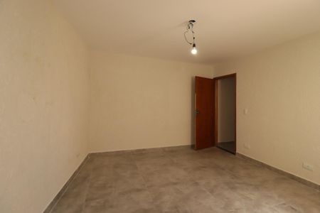 Casa à venda com 100m², 2 quartos e 2 vagasSuíte 2