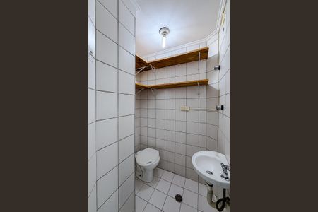 Apartamento para alugar com 62m², 2 quartos e 2 vagas Apartamento para alugar com 62m², 2 quartos e 2 vagasBanheiro de serviço