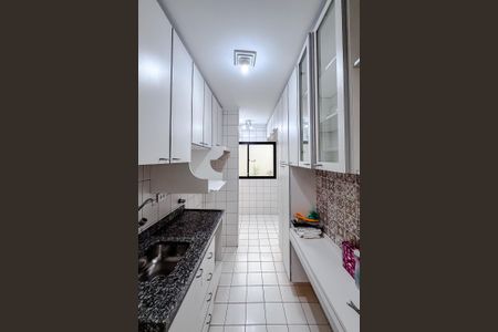 Apartamento para alugar com 62m², 2 quartos e 2 vagas Apartamento para alugar com 62m², 2 quartos e 2 vagasCozinha