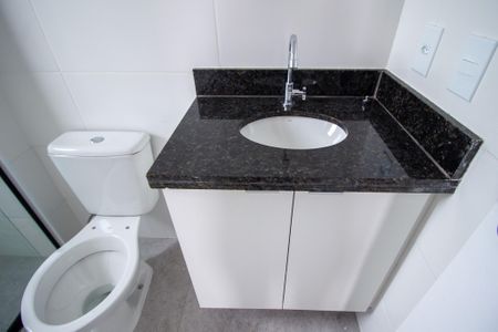 Apartamento para alugar com 60m², 2 quartos e 2 vagas Apartamento para alugar com 60m², 2 quartos e 2 vagasBanheiro da Suíte