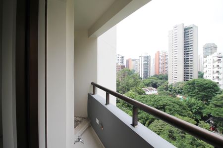 Apartamento para alugar com 246m², 4 quartos e 4 vagas