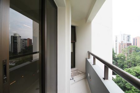 Apartamento para alugar com 246m², 4 quartos e 4 vagas