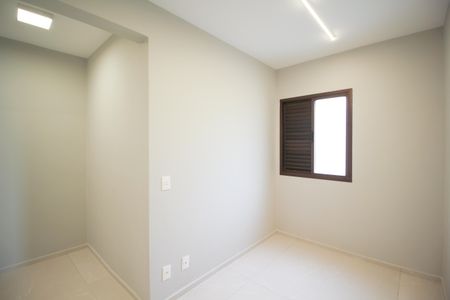 Apartamento para alugar com 246m², 4 quartos e 4 vagas