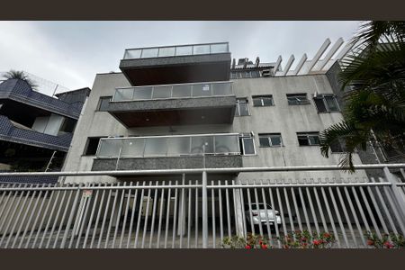 Apartamento à venda com 113m², 3 quartos e 2 vagas Apartamento à venda com 113m², 3 quartos e 2 vagasFachada