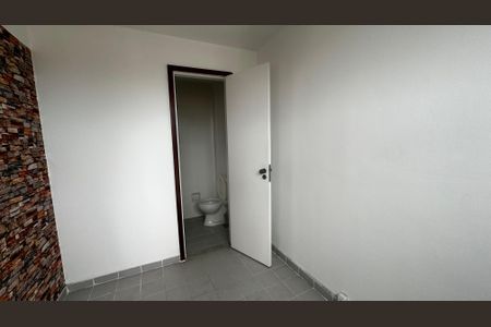 Apartamento à venda com 113m², 3 quartos e 2 vagas Apartamento à venda com 113m², 3 quartos e 2 vagasQuarto de Serviço