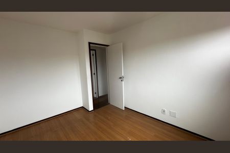 Apartamento à venda com 113m², 3 quartos e 2 vagas Apartamento à venda com 113m², 3 quartos e 2 vagasQuarto 2