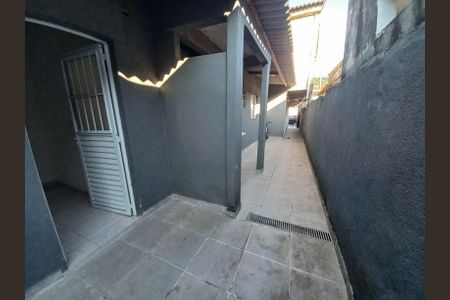 Casa para alugar com 80m², 2 quartos e sem vagaÁrea de Serviço