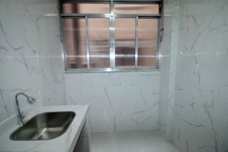 Apartamento à venda com 70m², 2 quartos e sem vaga Apartamento à venda com 70m², 2 quartos e sem vagaCozinha e Área de Serviço