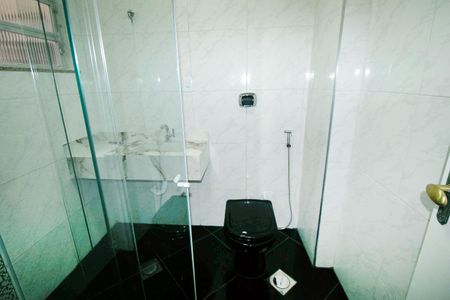 Apartamento à venda com 70m², 2 quartos e sem vaga Apartamento à venda com 70m², 2 quartos e sem vagaBanheiro