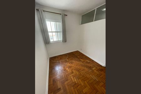 Casa à venda com 124m², 4 quartos e 1 vagaQuarto