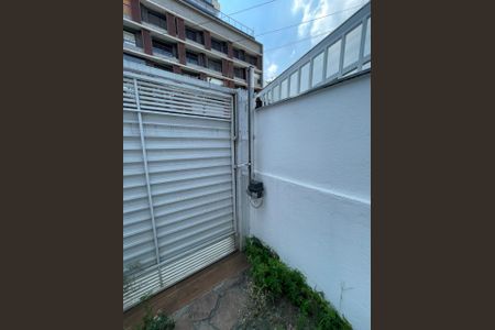 Casa à venda com 124m², 4 quartos e 1 vagaGaragem