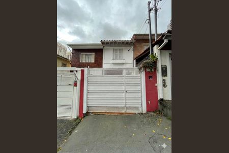 Casa à venda com 124m², 4 quartos e 1 vagaFachada