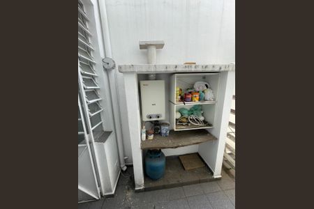 Casa à venda com 124m², 4 quartos e 1 vagaÁrea externa