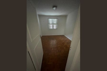 Casa à venda com 124m², 4 quartos e 1 vagaQuarto