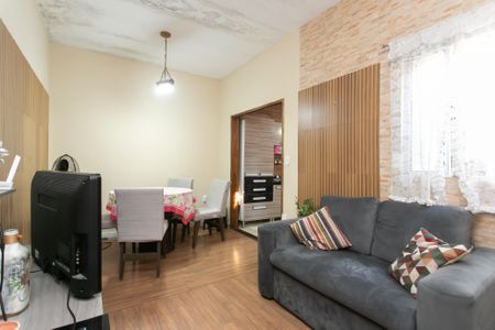 Casa à venda com 270m², 3 quartos e 3 vagas Casa à venda com 270m², 3 quartos e 3 vagasSala 2