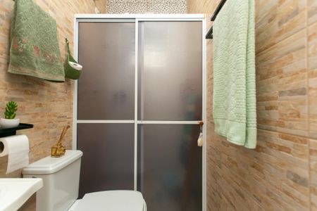 Casa à venda com 270m², 3 quartos e 3 vagas Casa à venda com 270m², 3 quartos e 3 vagasBanheiro 2