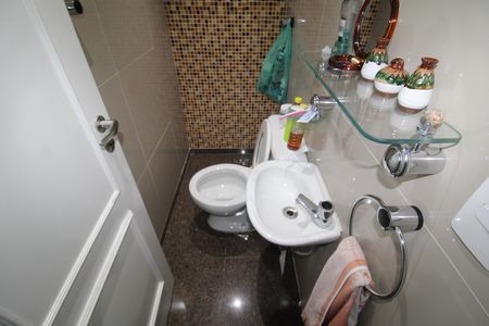 Apartamento à venda com 155m², 3 quartos e 3 vagasÁrea de Serviço - Banheiro
