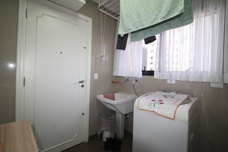 Apartamento à venda com 155m², 3 quartos e 3 vagasÁrea de Serviço