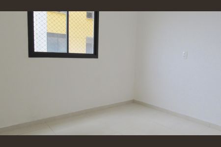 Apartamento à venda com 43m², 2 quartos e 1 vagaQuarto 2