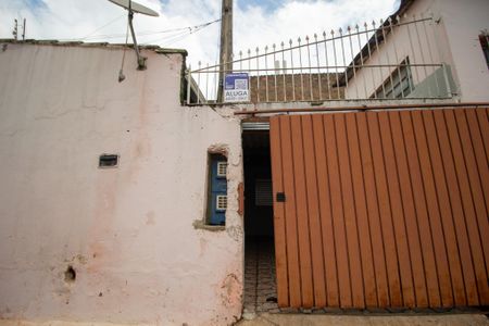 Casa para alugar com 60m², 1 quarto e 1 vagaFachada