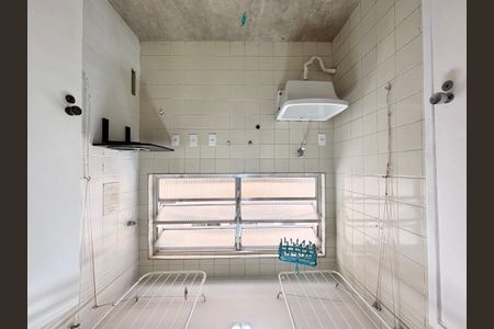 Apartamento para alugar com 107m², 3 quartos e 1 vagaÁrea de Serviço