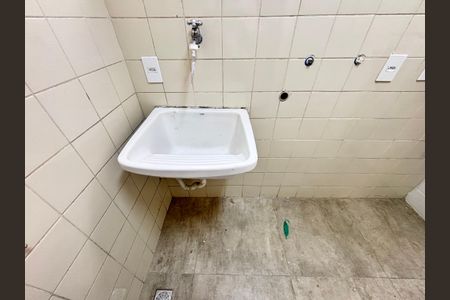 Apartamento para alugar com 107m², 3 quartos e 1 vaga Apartamento para alugar com 107m², 3 quartos e 1 vagaÁrea de Serviço