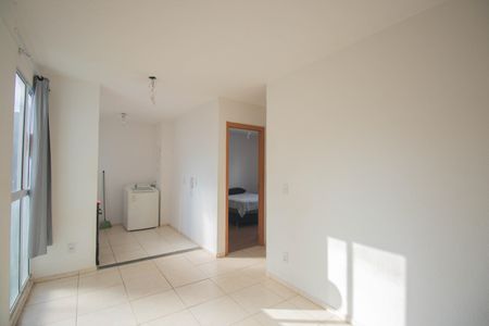 Sala de apartamento para alugar com 2 quartos, 48m² em Vila Lage, São Gonçalo