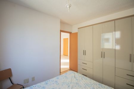 Quarto 2 de apartamento para alugar com 2 quartos, 48m² em Vila Lage, São Gonçalo