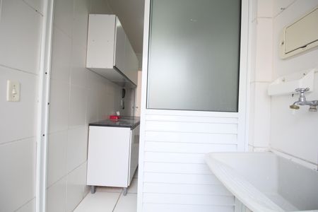 Apartamento para alugar com 60m², 2 quartos e 1 vagaÁrea de Serviço