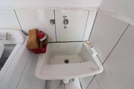 Casa à venda com 253m², 4 quartos e 1 vagaÁrea de Serviço edícula 