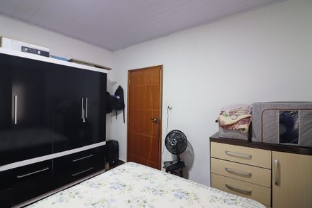 Casa à venda com 253m², 4 quartos e 1 vagaQuarto 1