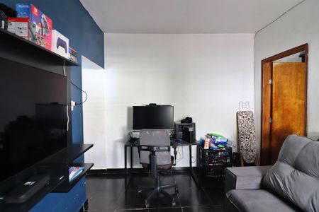 Casa à venda com 253m², 4 quartos e 1 vagaSala edícula 